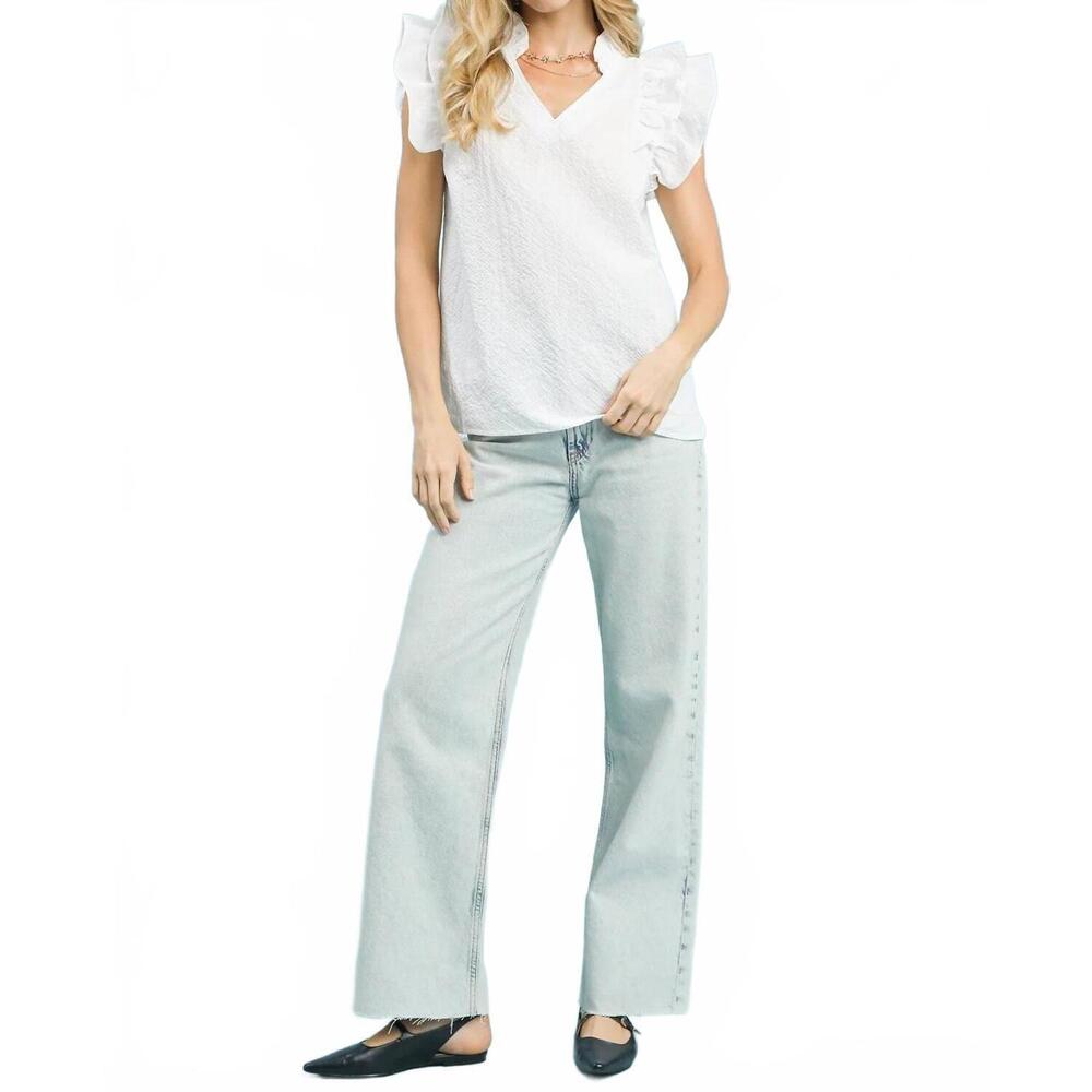 NEW UMGEE texture fabric v-neck ruffle sleeve top in off white - Picture 1 of 6